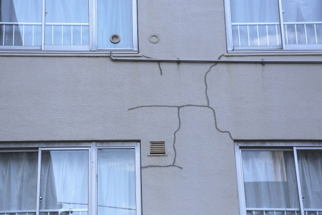 外壁塗装におけるVカット補修とは？